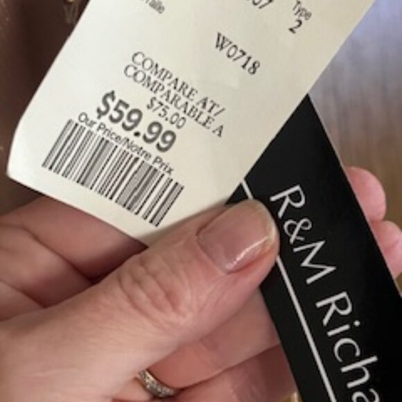 CINDERELLA FOR A NIGHT! - Picture 5 of 5